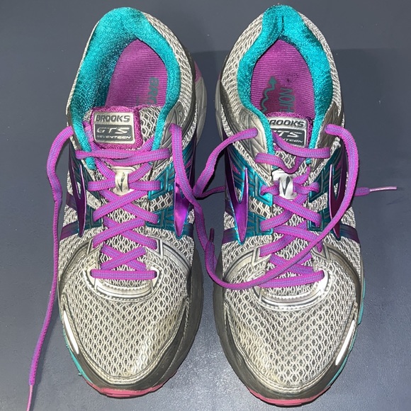 Brooks GTS Seventeen running shoes - Picture 2 of 11